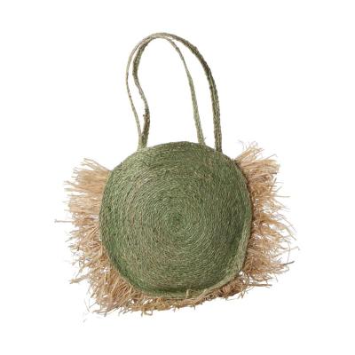 Strohkorb-Tasche mit Fransen