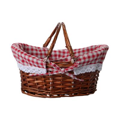 Geschenkkorb mit Karostoff