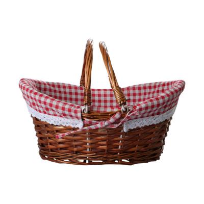 Geschenkkorb mit Karostoff