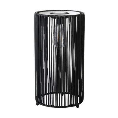 Rattan-Laterne mit Solarleuchte