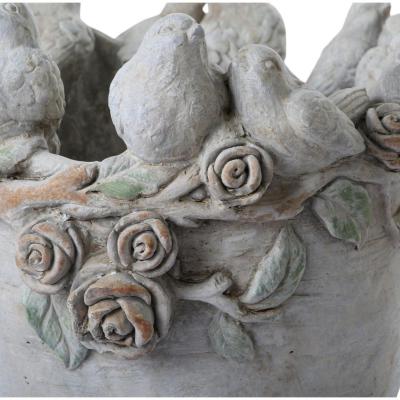 Zementvase mit V&ouml;geln