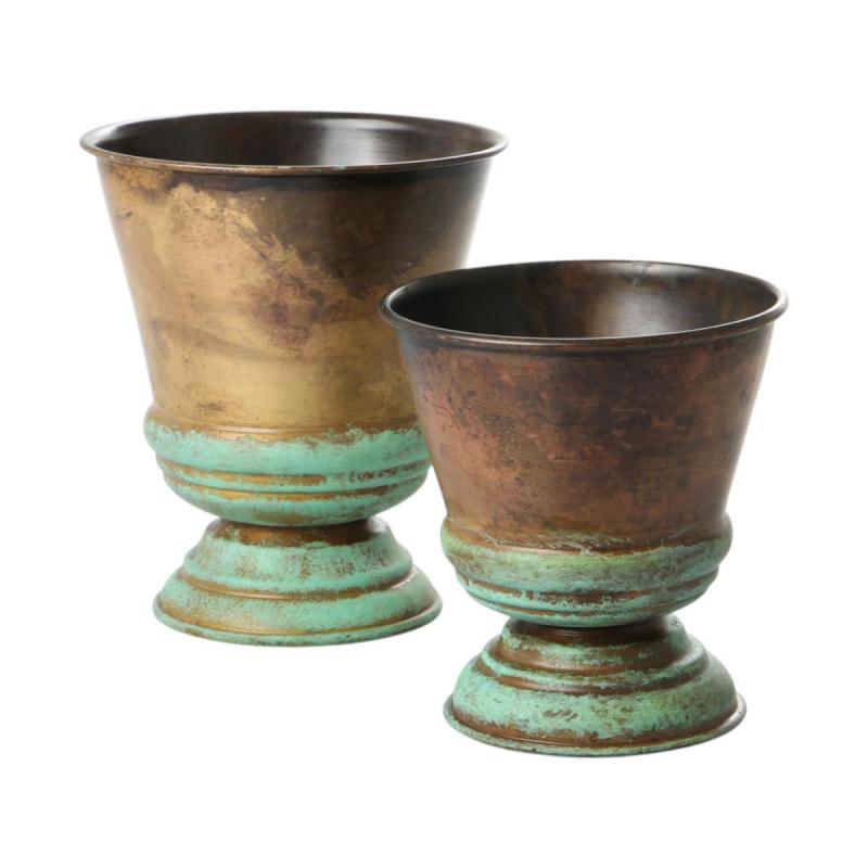 Metall-Pokal Messing oxidiert