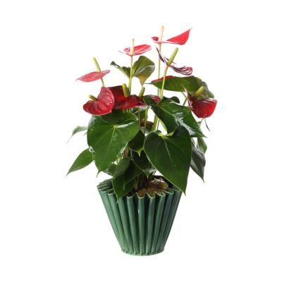 Metall-Vase gefaltet gr&uuml;n emalliert