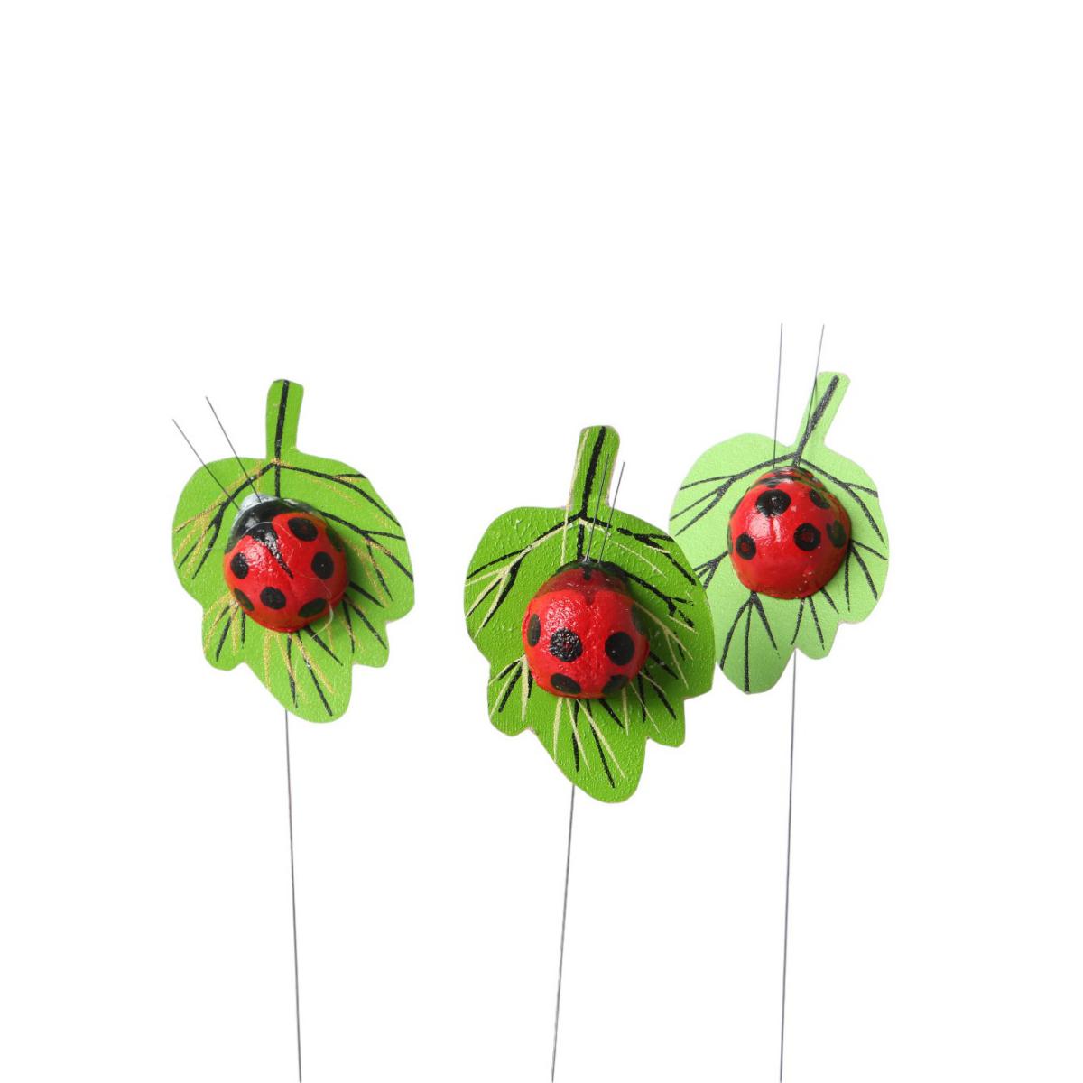 Marienkäfer auf Blatt 1,9cm