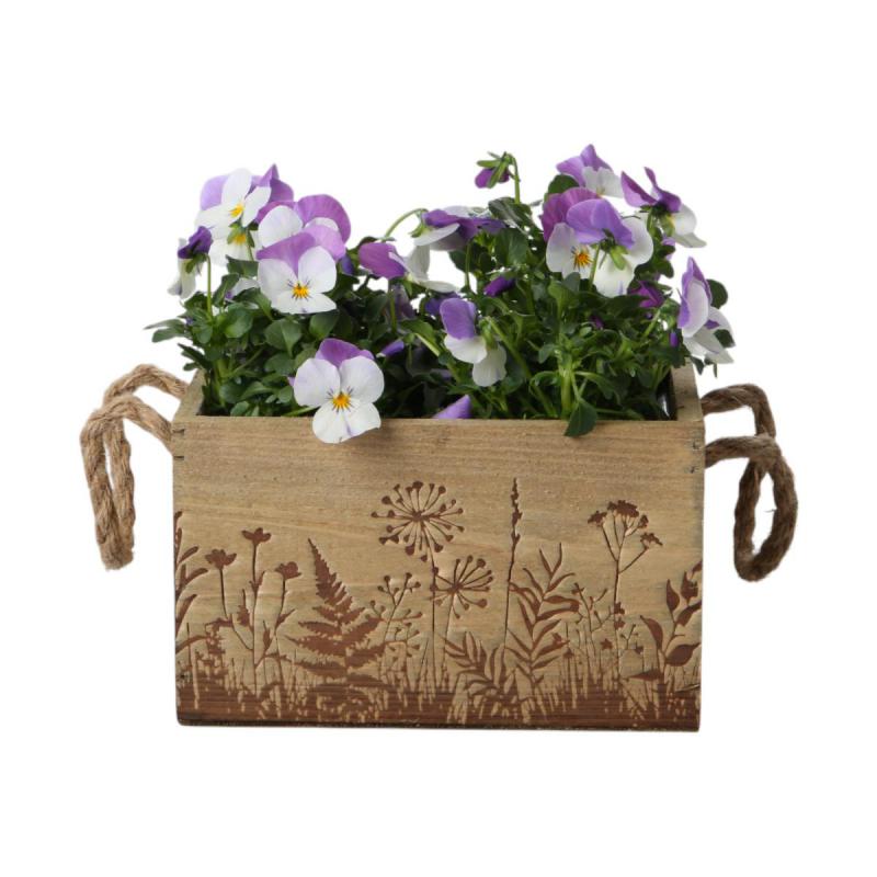 Holzkiste quadratisch mit Blumen