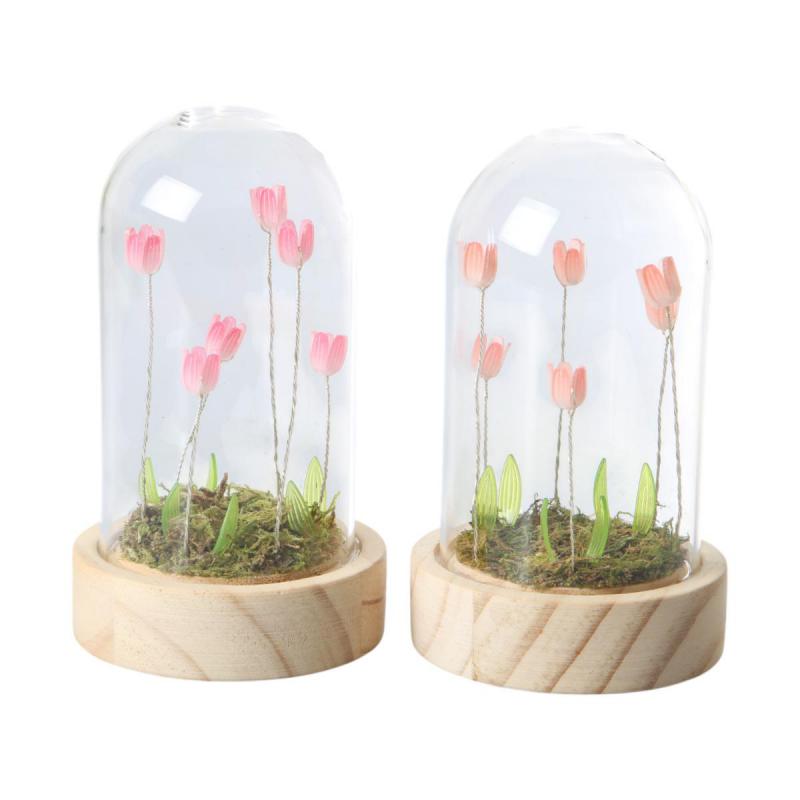 LED-Käseglocke mit Tulpen