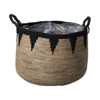 Strohkorb mit Henkel