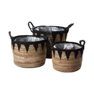 Strohkorb mit Henkel