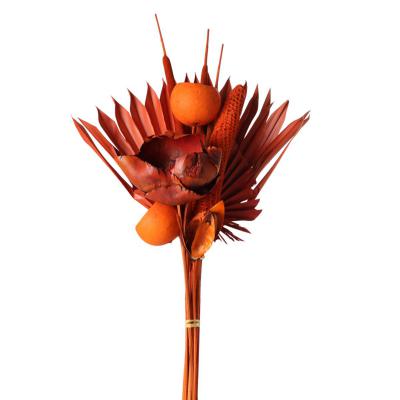 Trockenblumen-Bouquet orange