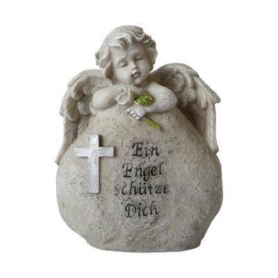 Engel mit Stein
